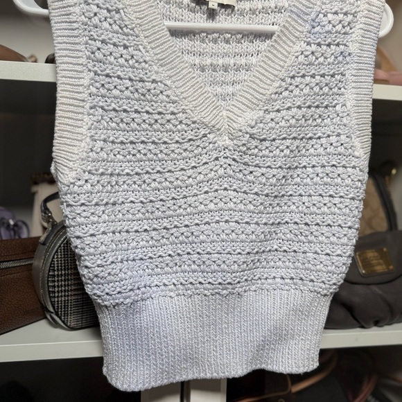 Vince Designer Light Purple Smudged Cropped V Neck Crochet Sweater Vest Size M - Picture 3 of 5